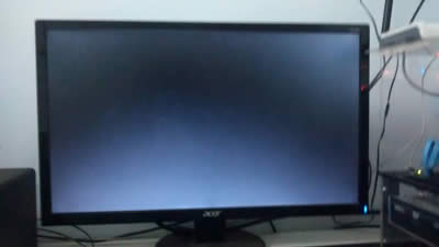 電腦黑屏