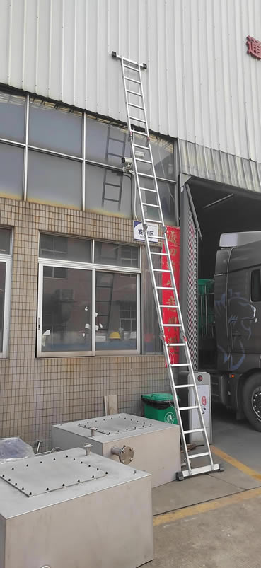在維修監控攝像頭無網絡視頻信號（攝像機無畫面顯示 監控頭壞了教程）