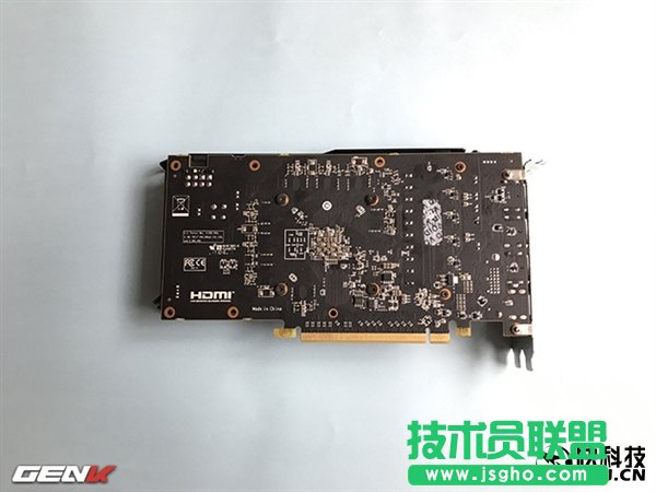 AMD RX 570顯卡實卡首曝：完整規格泄露