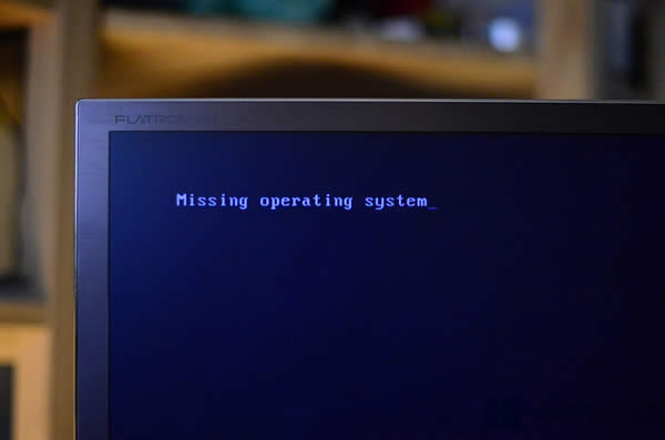 Win8_˙CĻ@ʾmissing operating systemޏͣ