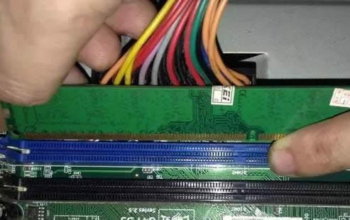 電腦無法開機